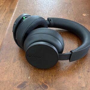 Xbox Black Wireless Headphones